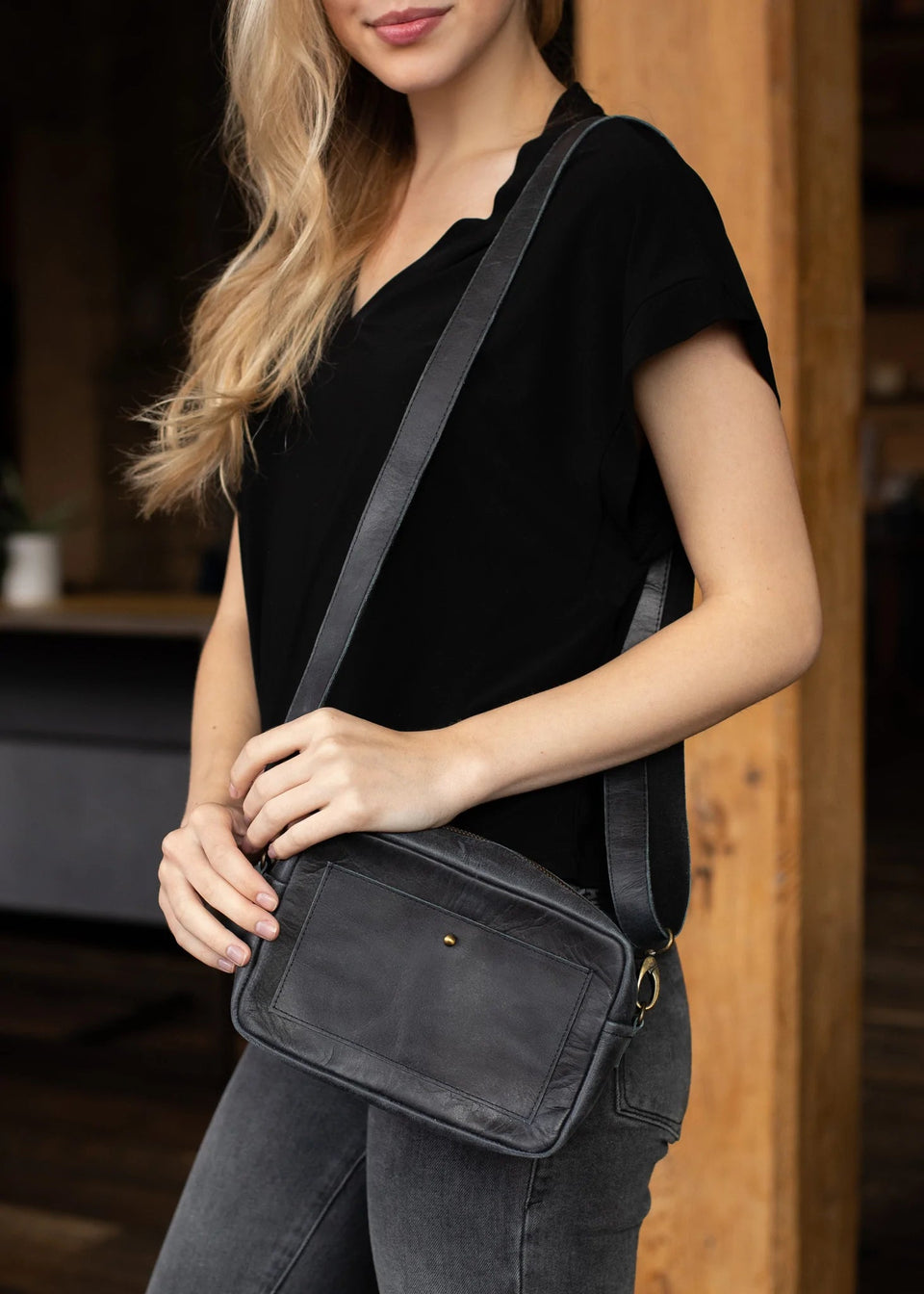 Sterling Leather- Crossbody | petite shops